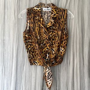 ⭐️ Emporio Gitano safari animal print sleeveless button up tie waist cropped S
